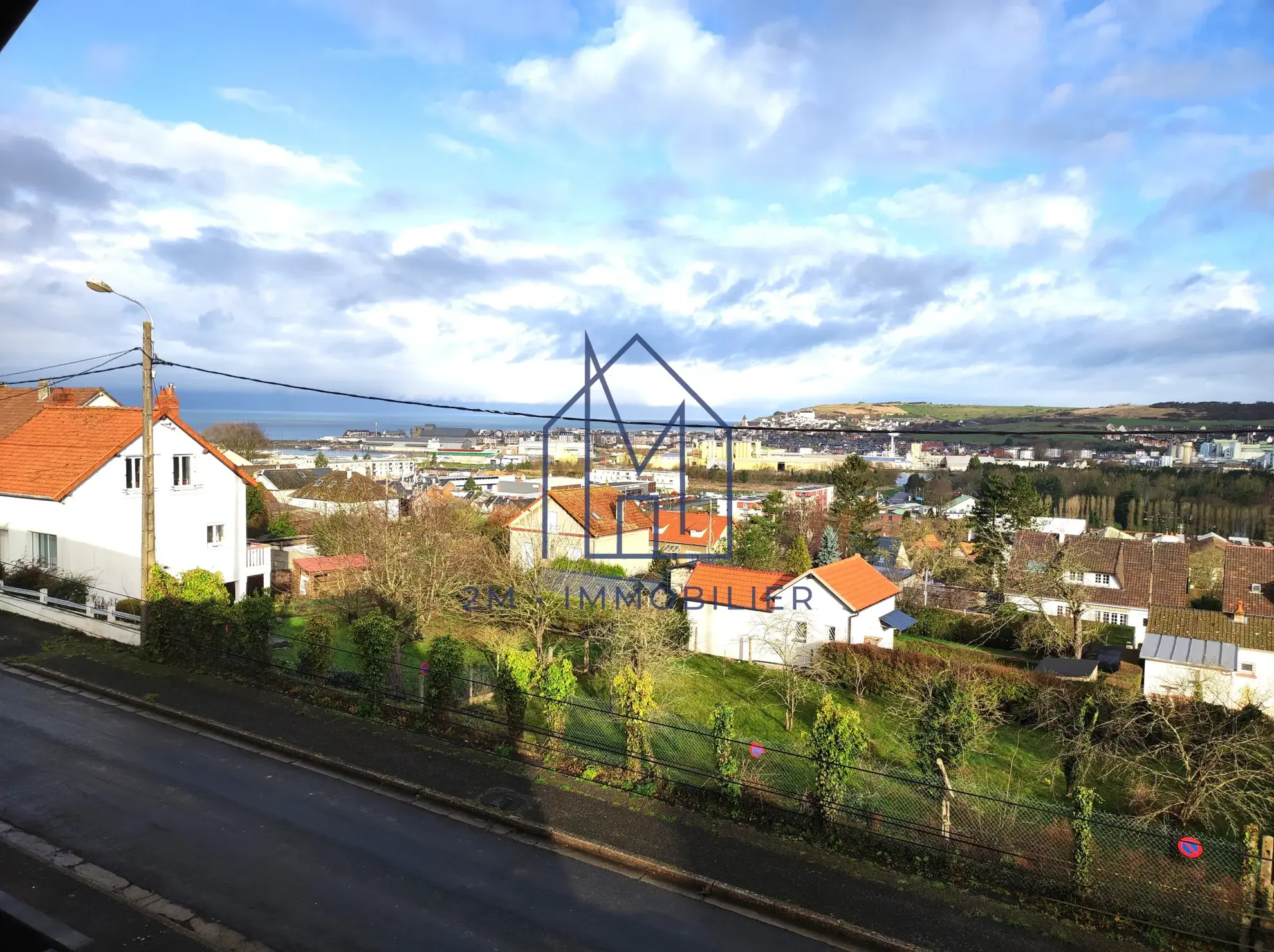 Maison atypique avec petite vue mer à Le Tréport – 4 chambres et terrain de 903 m² 