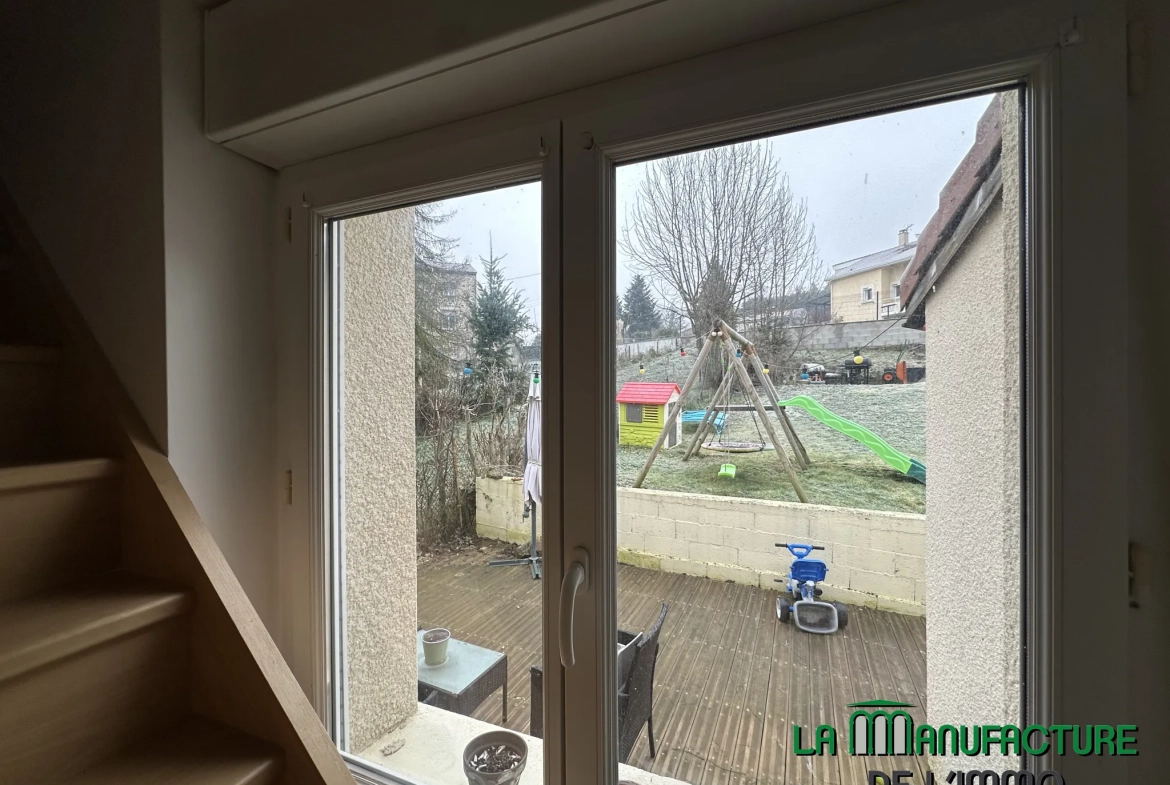Maison de village avec 3 chambres à Saint-Just-Malmont - Secteur Prisé 