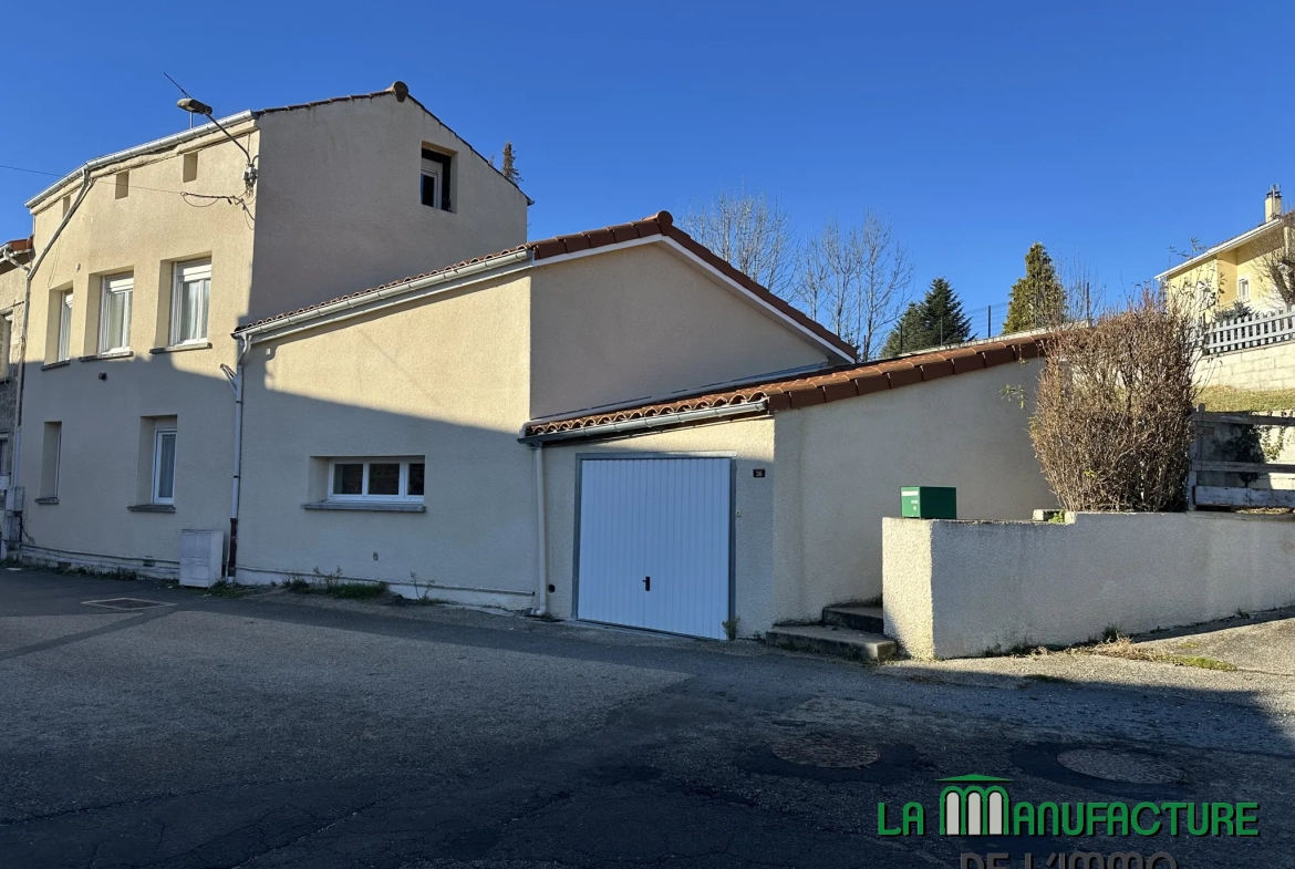 Maison de village avec 3 chambres à Saint-Just-Malmont - Secteur Prisé 
