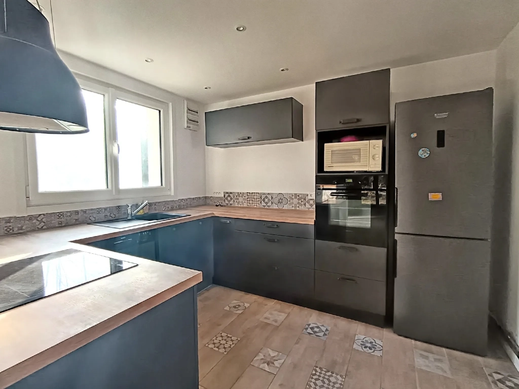 À vendre maison de plain-pied rénovée à Longfossé (133m²) avec 3-4 chambres