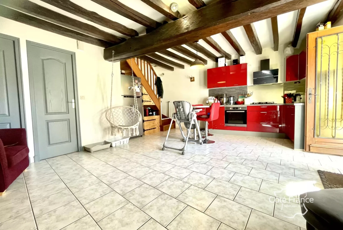 Superbe maison de 2 chambres avec grand jardin à proximité d'Auxerre 