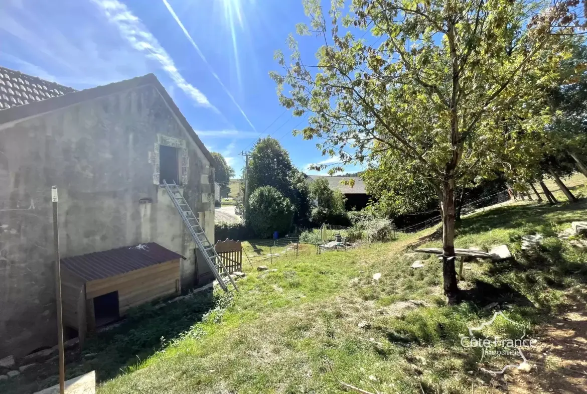 Superbe maison de 2 chambres avec grand jardin à proximité d'Auxerre 