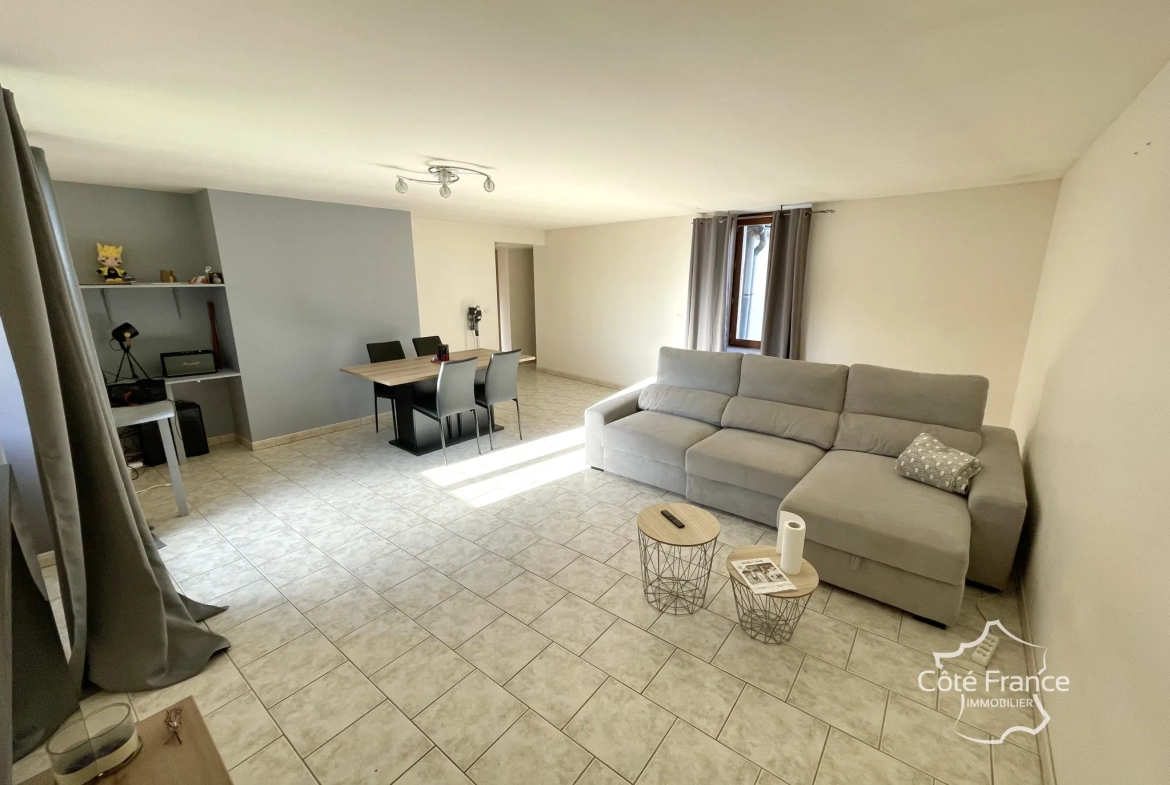 Superbe maison de 2 chambres avec grand jardin à proximité d'Auxerre 