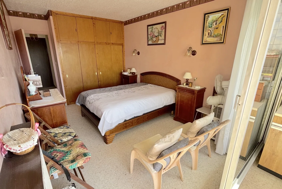 Appartement 2 pièces avec loggia sud vue mer à Carnon-Plage 