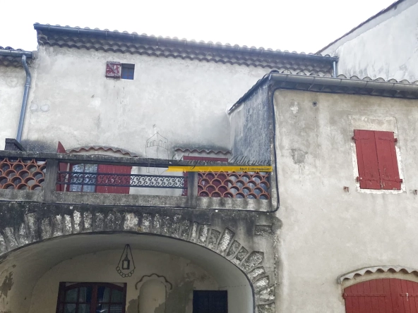 Maison de village à Espeluche avec grand potentiel de rénovation