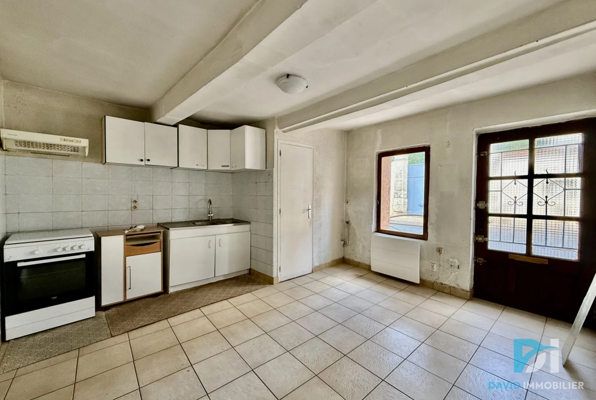 Maison de village lumineuse avec garage à Florensac - 86 m² 