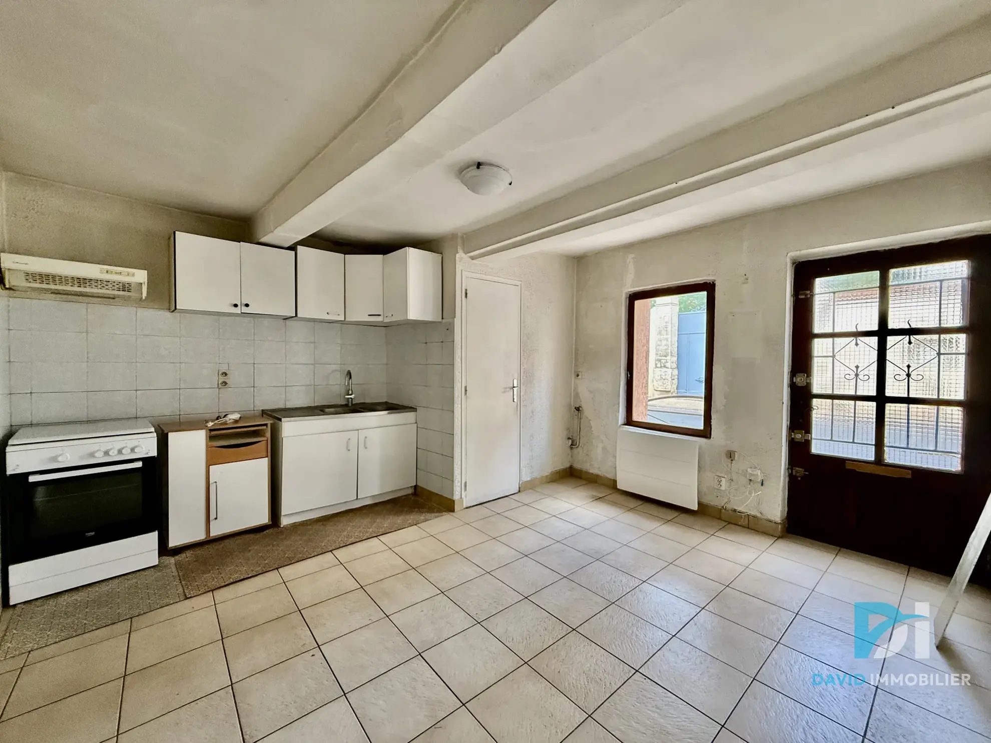 Maison de village lumineuse avec garage à Florensac - 86 m² 