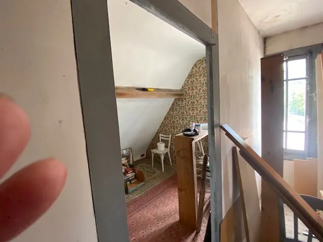 A vendre maison de ville mitoyenne de 180 m² à Le Donjon 