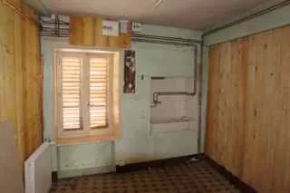 A vendre maison de ville mitoyenne de 180 m² à Le Donjon 
