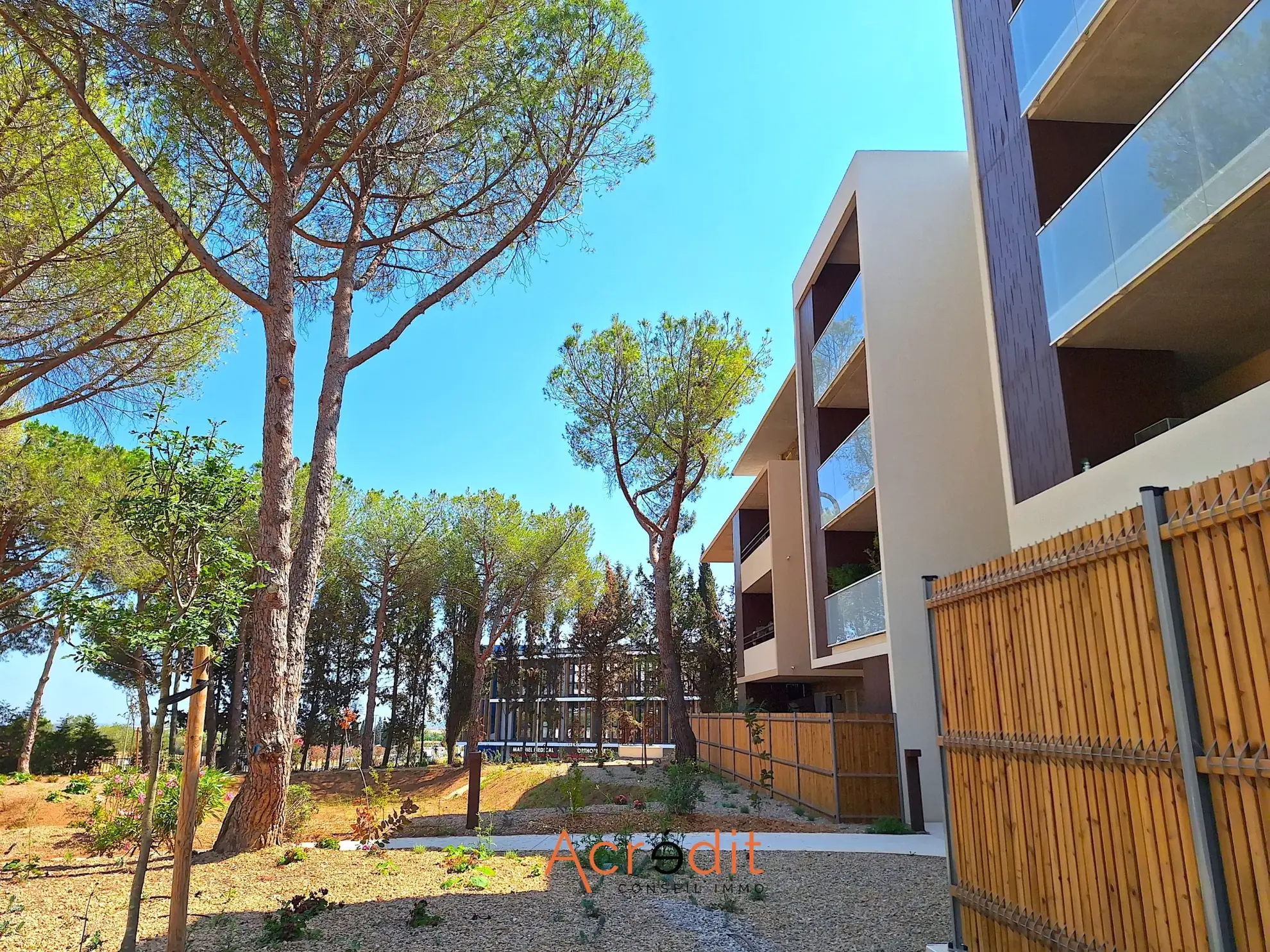 Appartement T3 moderne avec terrasse, parking à Boujan-sur-Libron 
