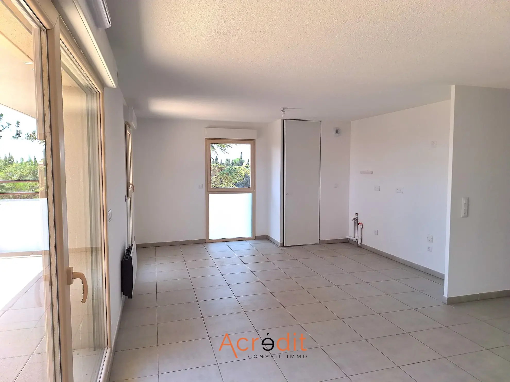 Appartement T3 moderne avec terrasse, parking à Boujan-sur-Libron 