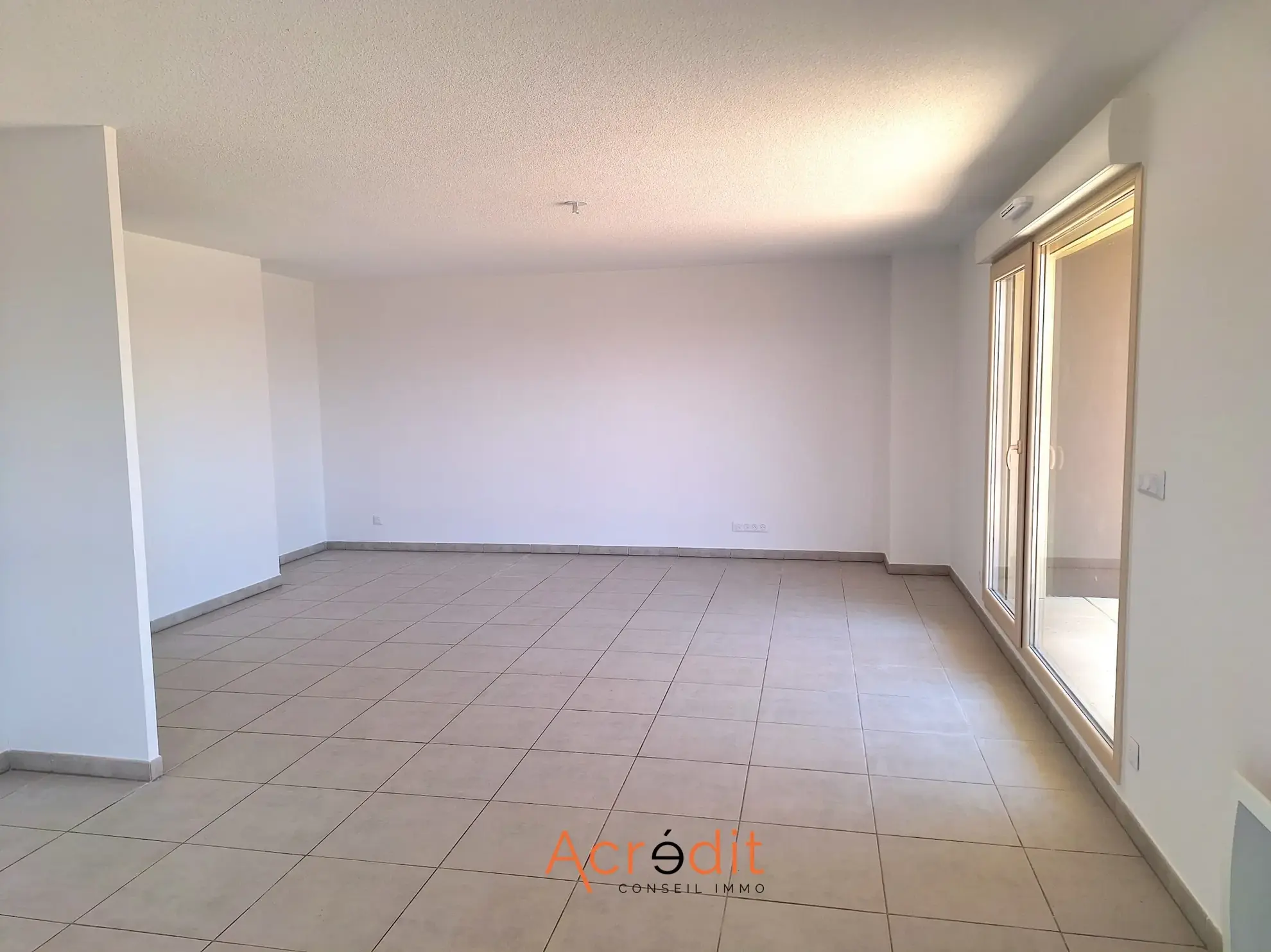 Appartement T3 moderne avec terrasse, parking à Boujan-sur-Libron 