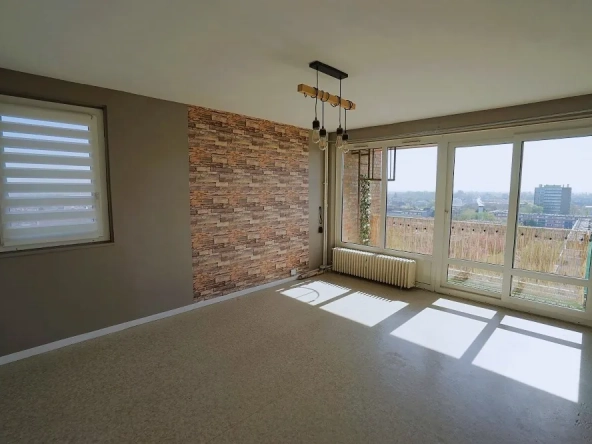 Appartement T3 avec balcon à Hem - 65 m², ascenseur, cave