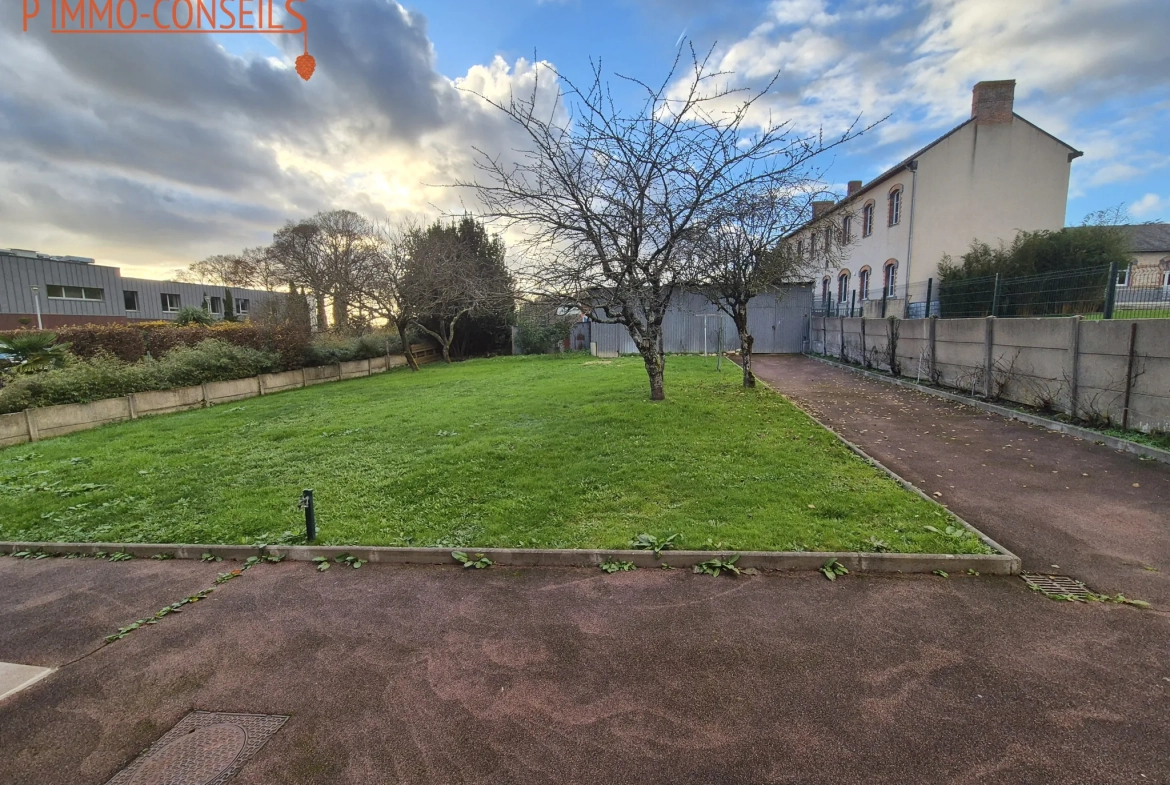 Maison 3 chambres avec jardin et garage en vente à Saint Vincent des Landes 