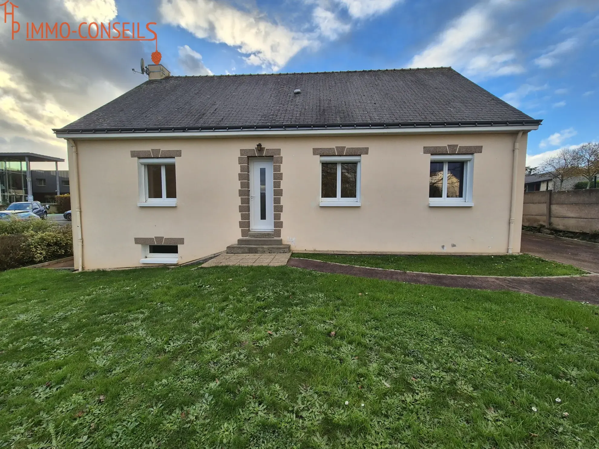 Maison 3 chambres avec jardin et garage en vente à Saint Vincent des Landes 