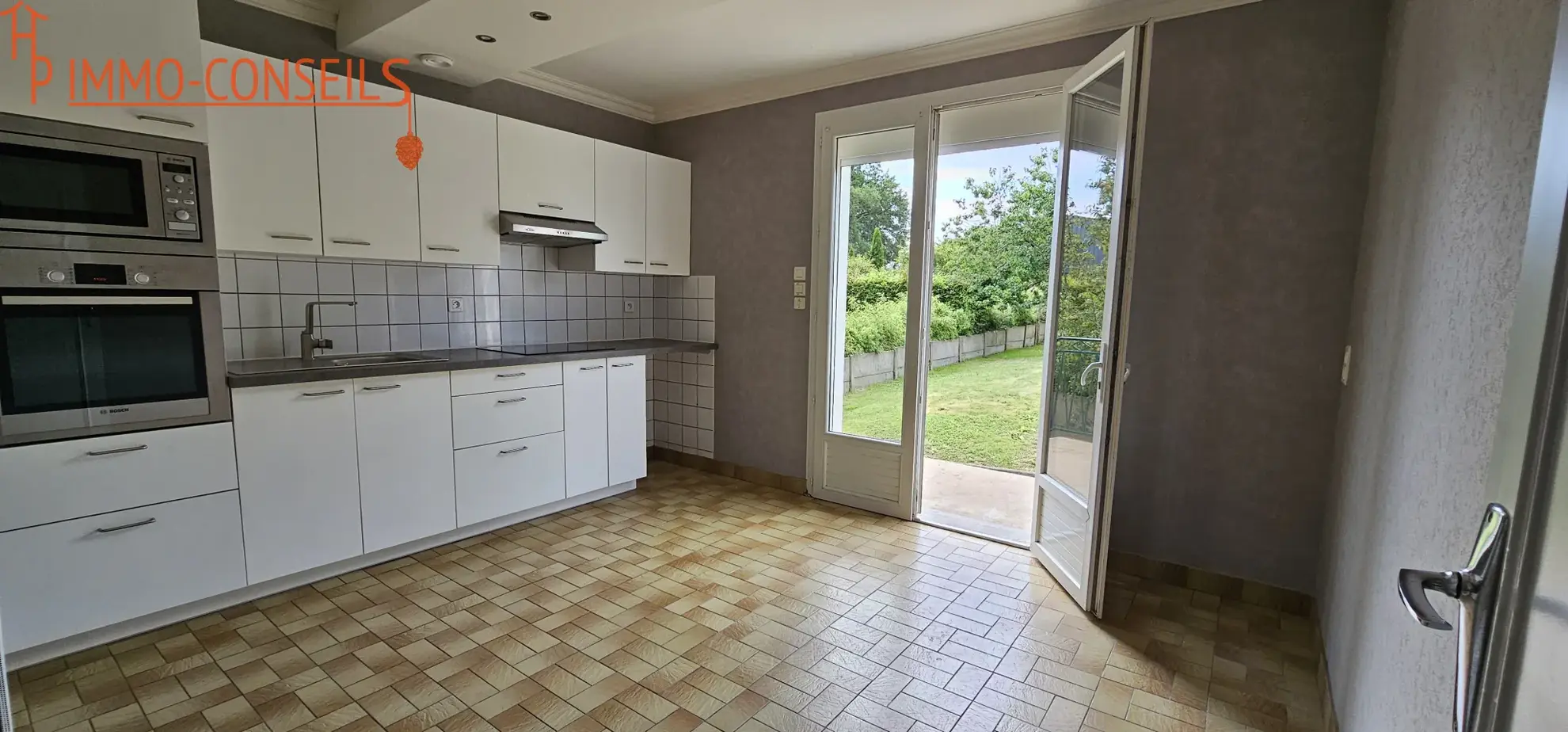 Maison 3 chambres avec jardin et garage en vente à Saint Vincent des Landes 