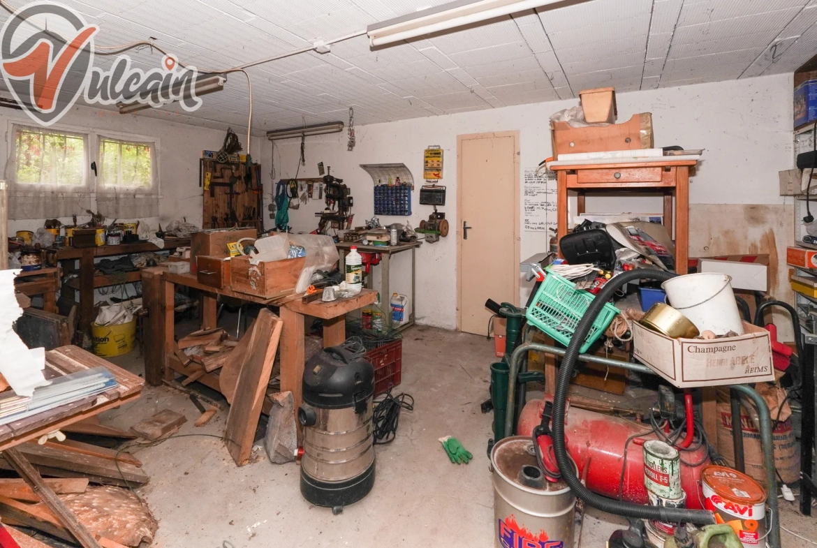 Maison à Vertaizon de 130 m² avec terrain de 887 m² à rénover 
