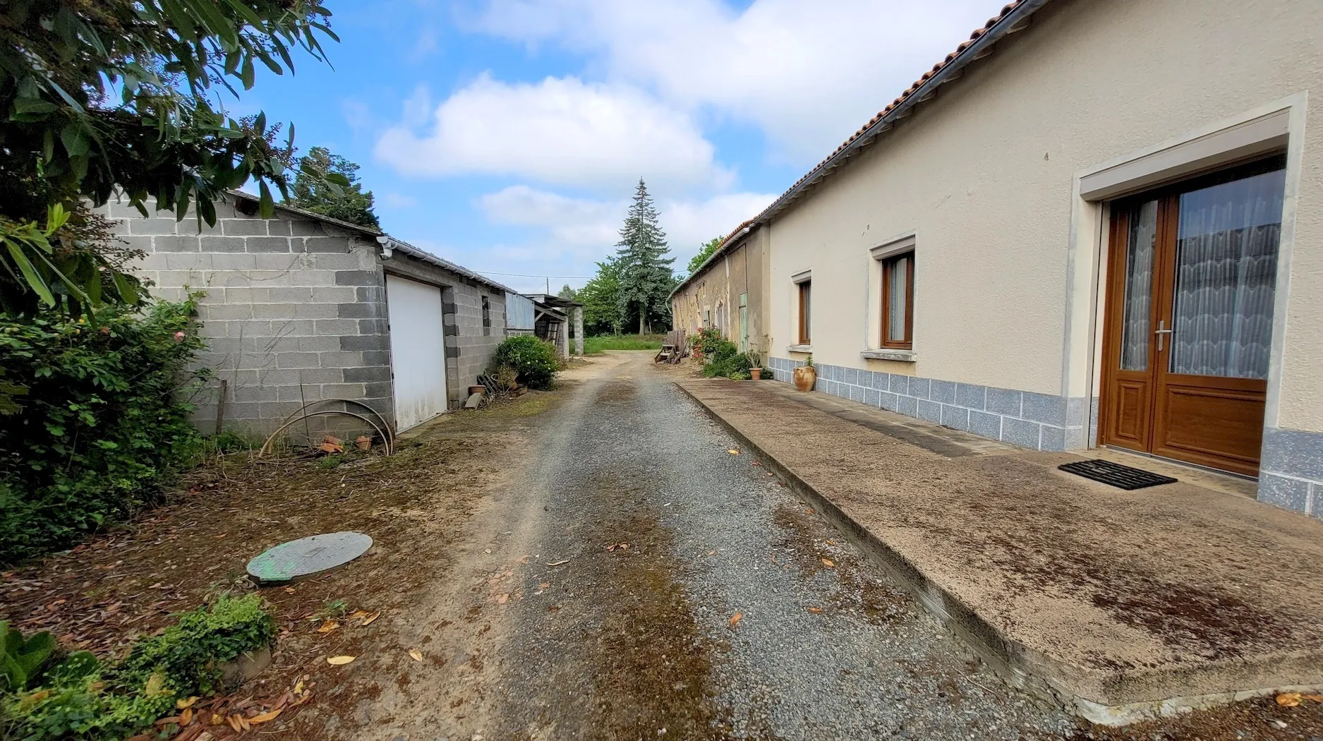 Maison de plain-pied avec 3 chambres à Vihiers, proximité campagne 