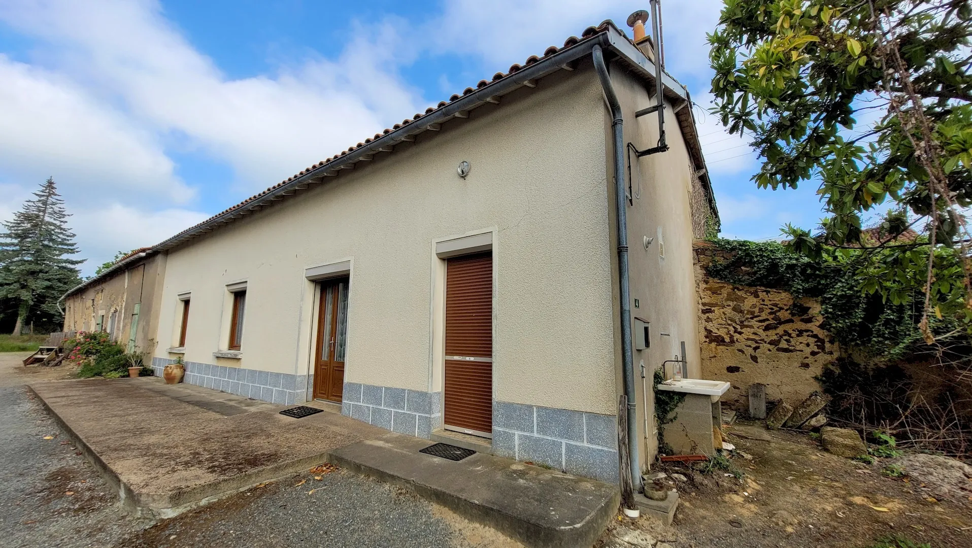 Maison de plain-pied avec 3 chambres à Vihiers, proximité campagne 