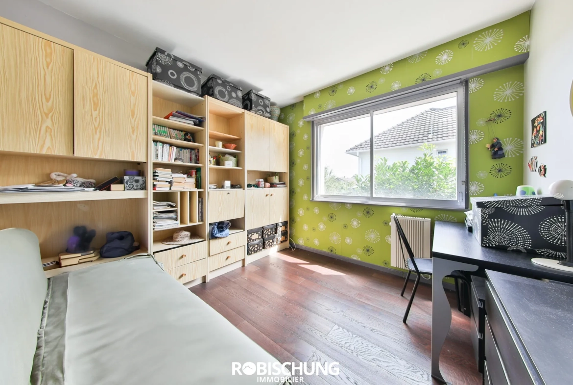 Maison d'architecte de 152 m² à Altkirch dans un quartier résidentiel calme 