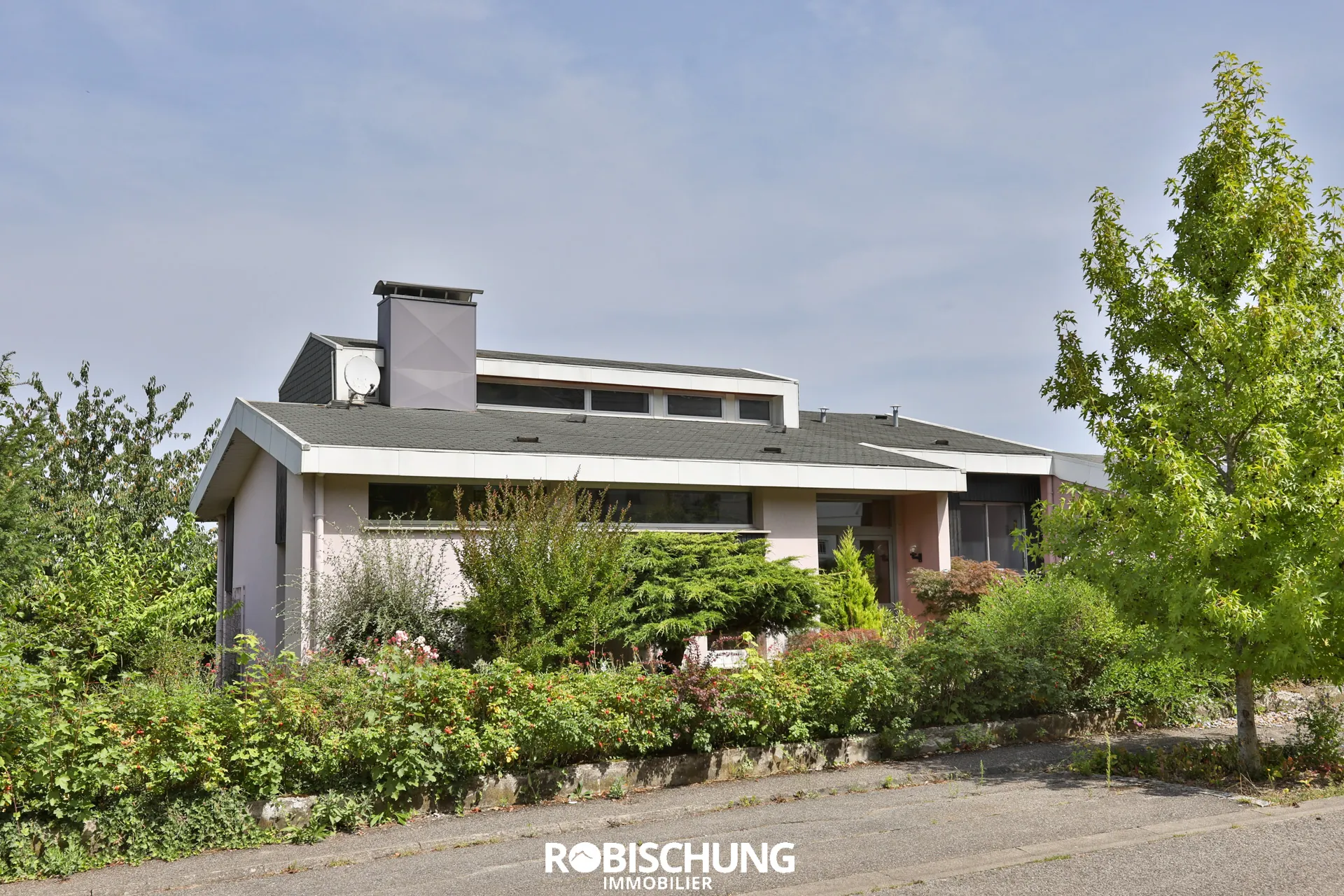 Maison d'architecte de 152 m² à Altkirch dans un quartier résidentiel calme 