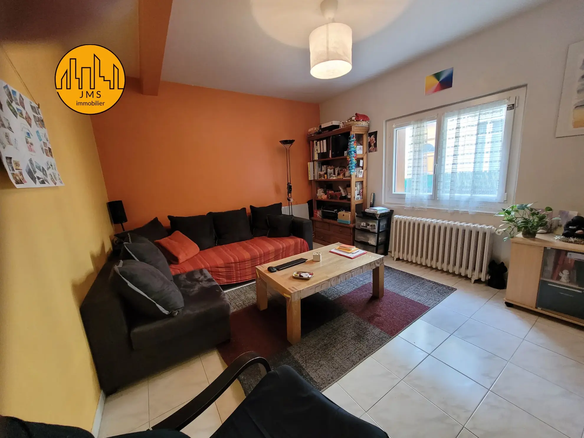 Belle maison de ville avec terrasse à Moulins - 2 chambres, sans travaux 