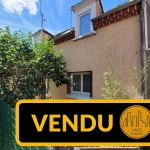 Belle maison de ville avec terrasse à Moulins - 2 chambres, sans travaux