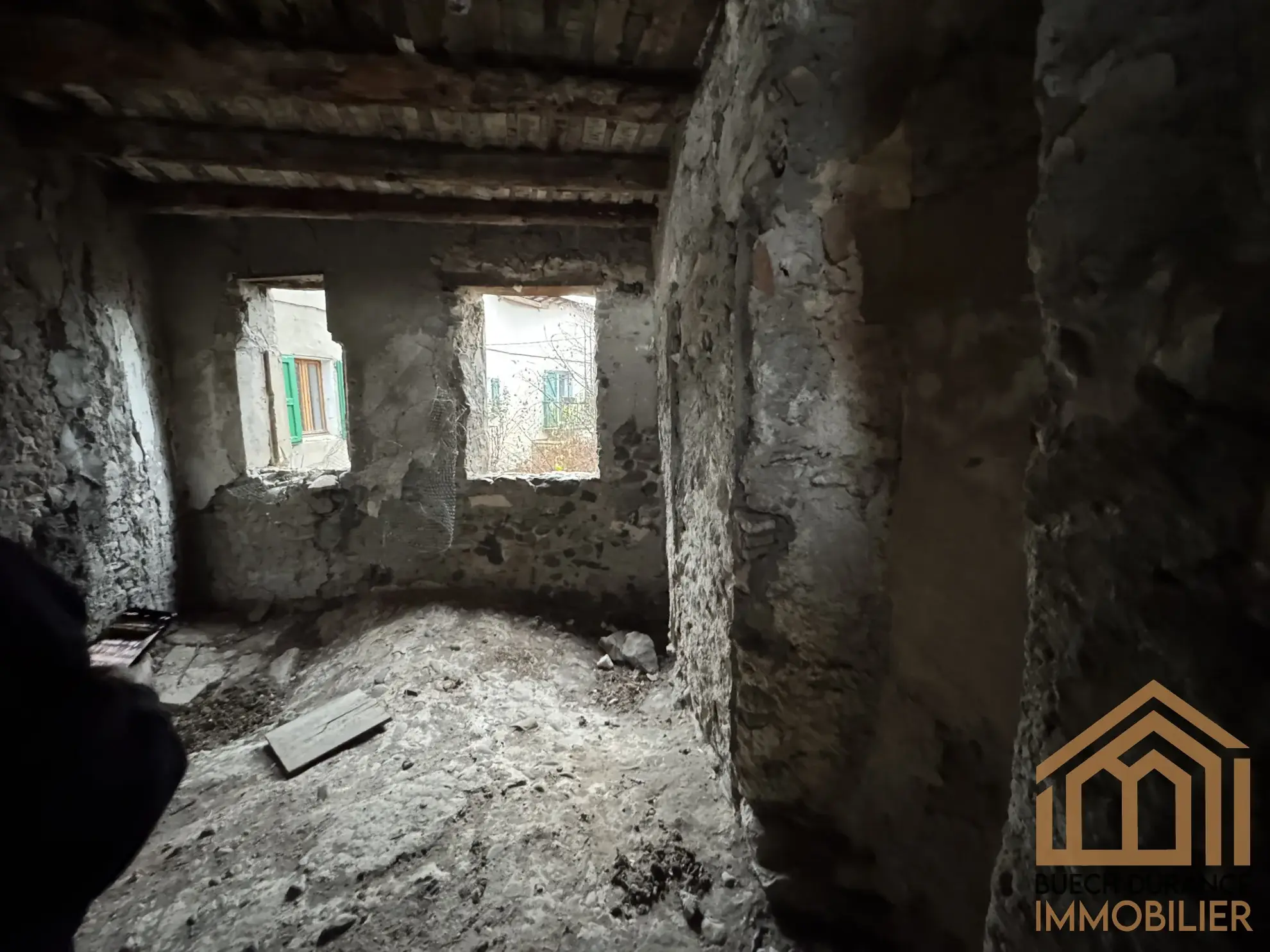 Maison de village à rénover à Tallard, 26 m², potentiel d'aménagement 
