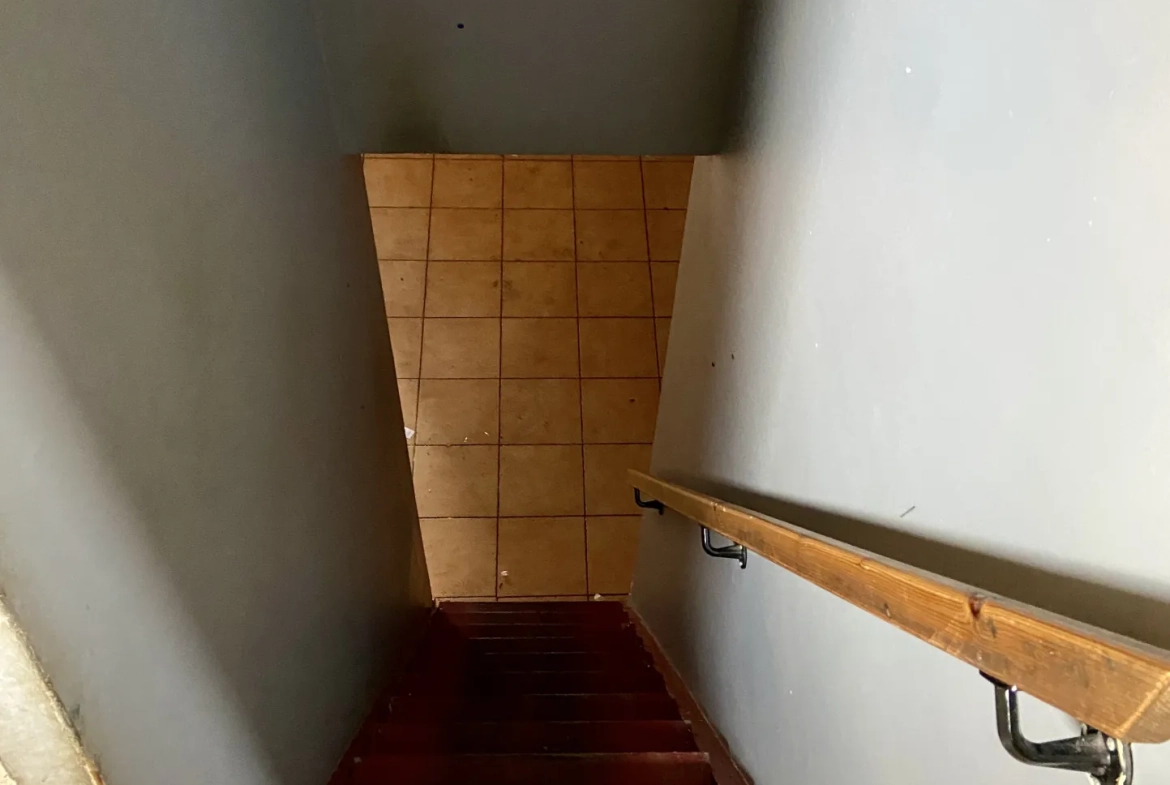 Ensemble immobilier à Hautmont avec fort potentiel d'investissement 