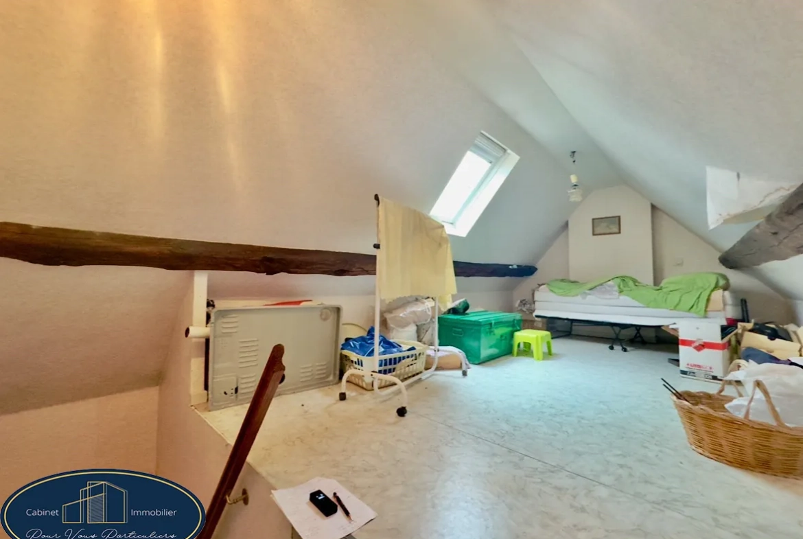 Maison mitoyenne de 73 m² à Haulchin proche A2, cour et cave 