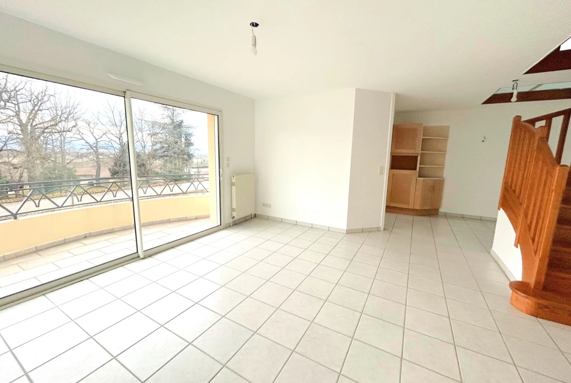 Appartement duplex 4 pièces avec balcon à Veauche en vente 