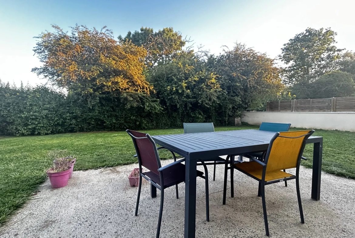 Maison de plain-pied à Coulon - 3 chambres, jardin et garage dans le Marais Poitevin 