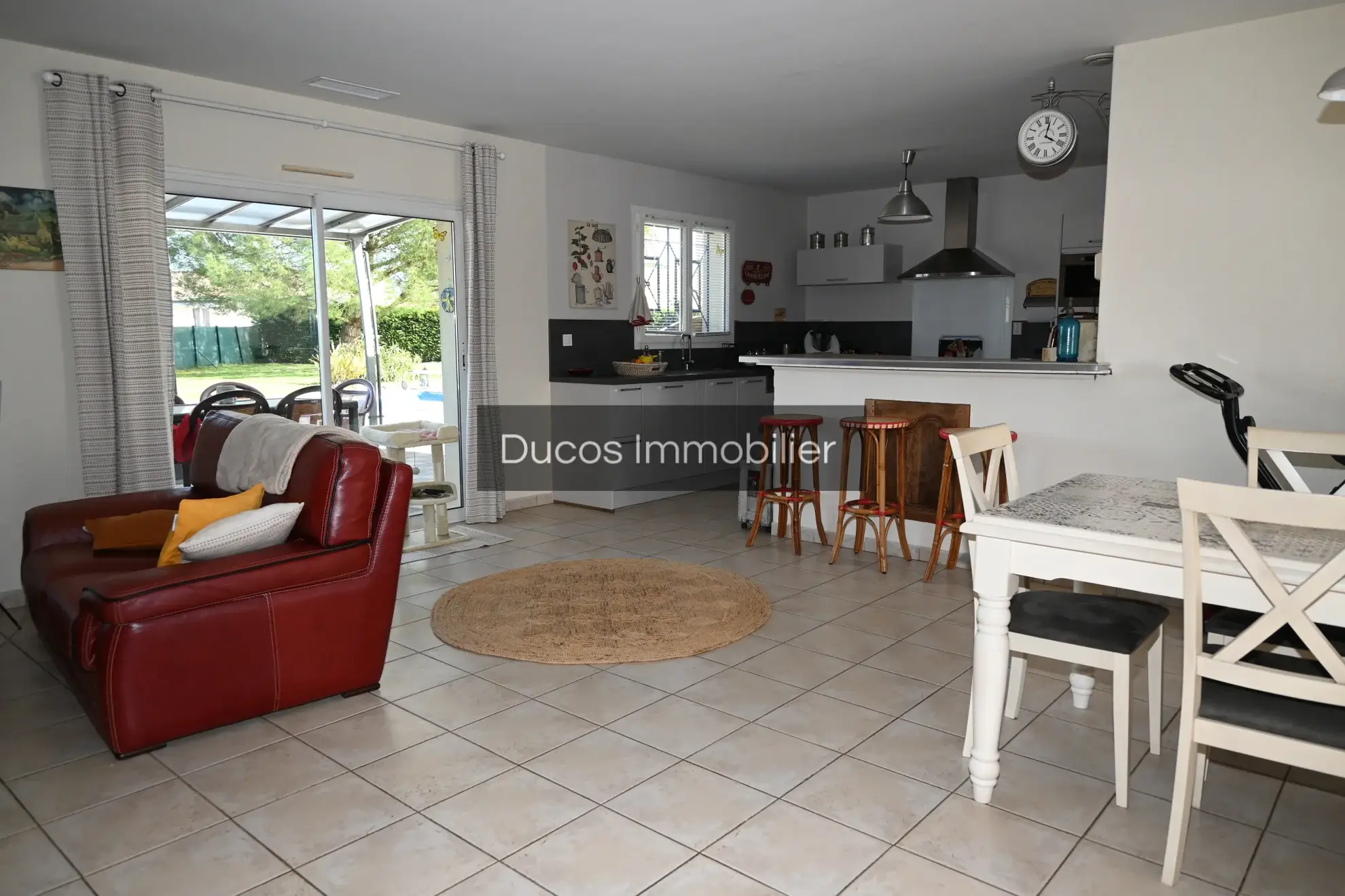 Villa avec piscine à Marmande près des commodités 