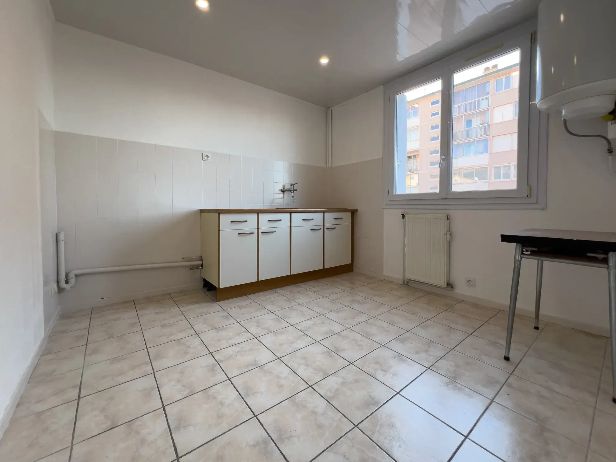 Appartement 2 pièces en centre-ville de La Valette du Var avec cave et parking 