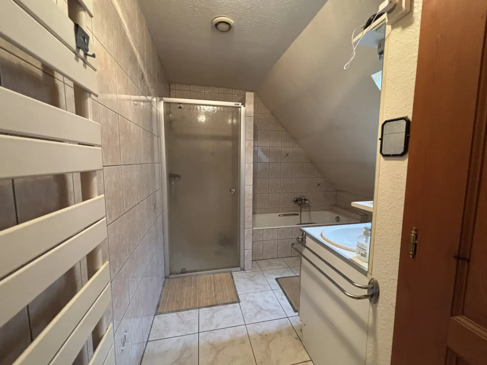 Grande maison familiale à Erstein avec deux appartements et garages 