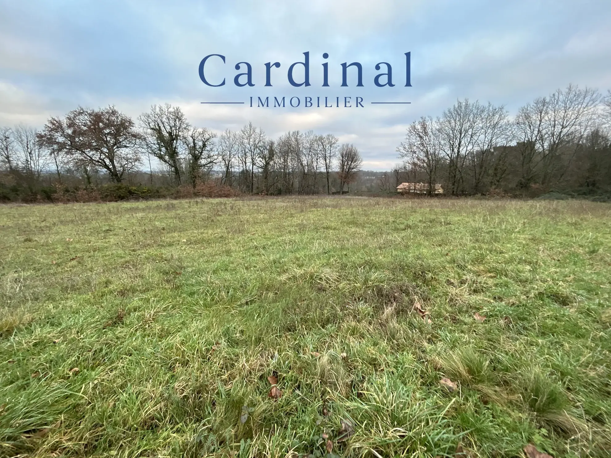 Terrain constructible de 1284 m² à Coursac proche Périgueux 