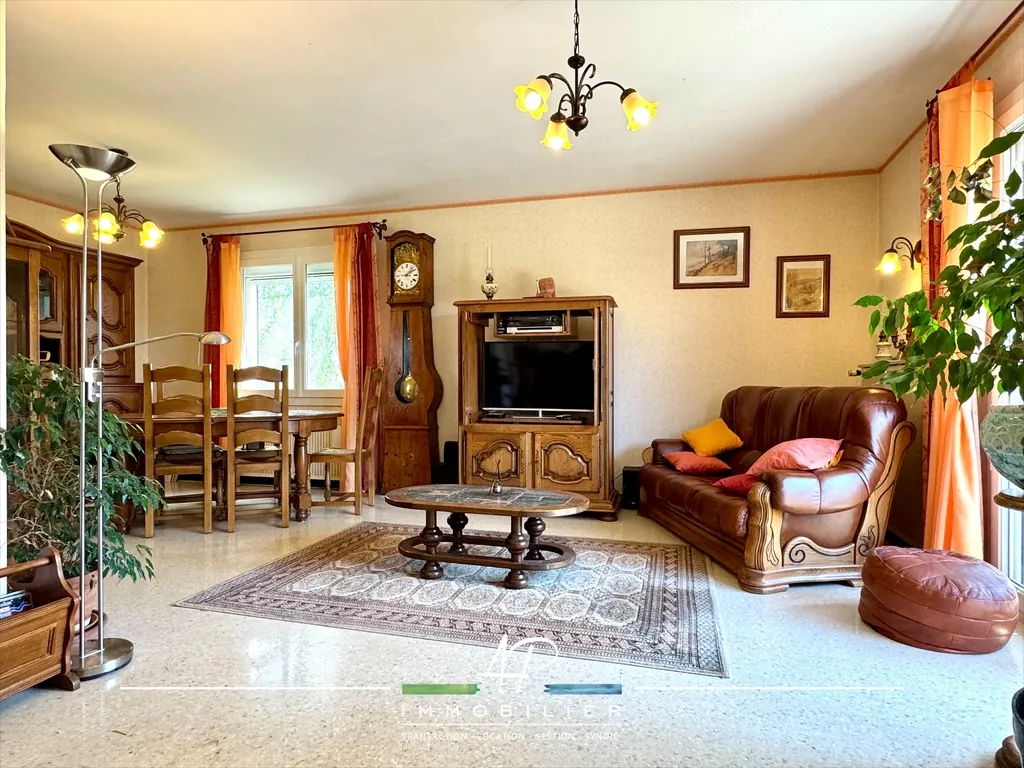 Maison familiale à Etevaux de 126 m² avec sous-sol et grand terrain 