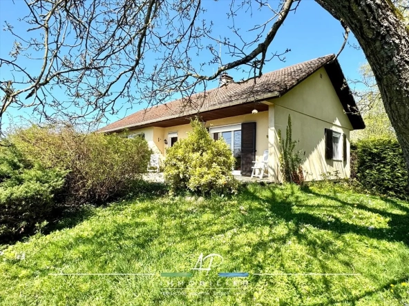 Maison familiale à Etevaux de 126 m² avec sous-sol et grand terrain