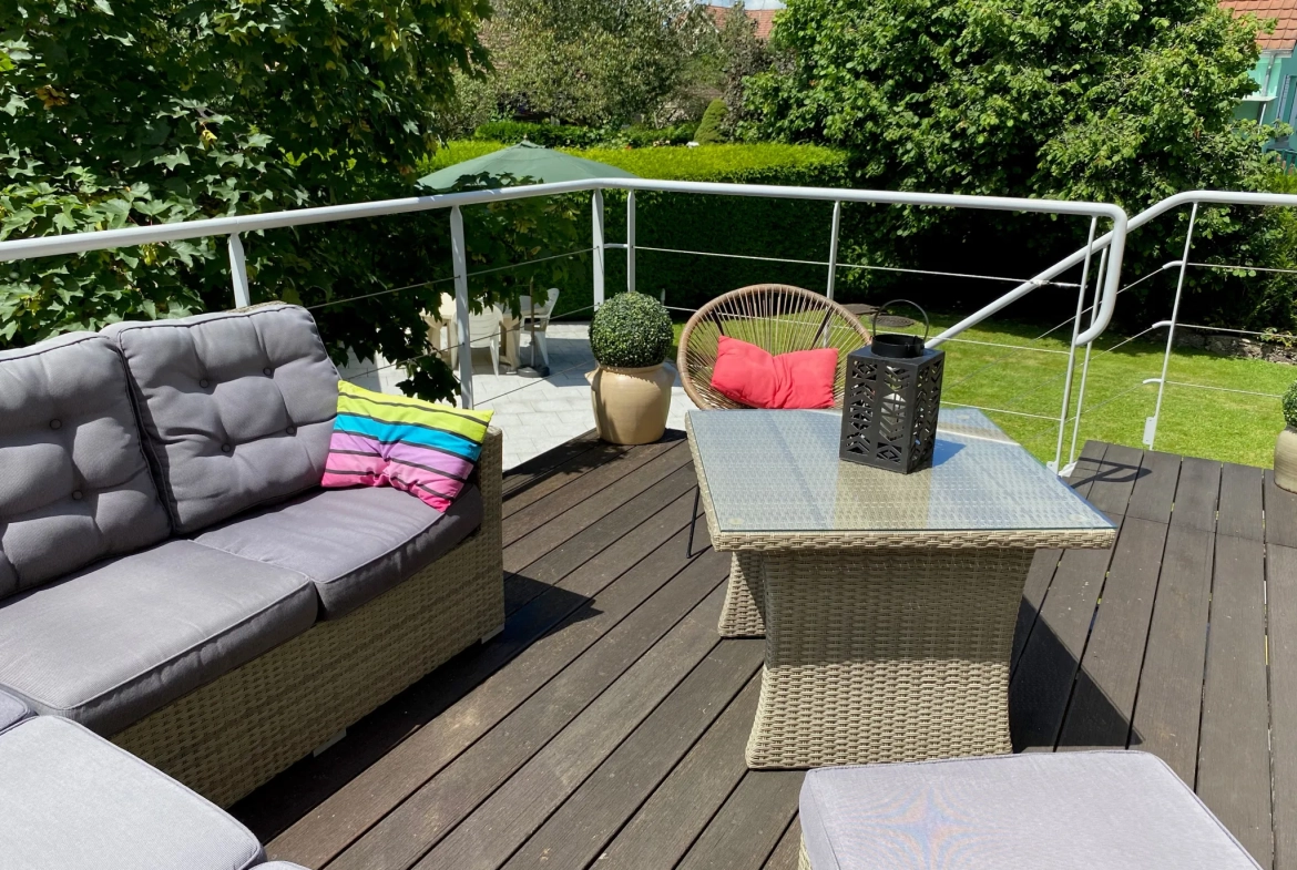 Magnifique maison de 140 m² à Valdoie en impasse avec jardin et dépendance 