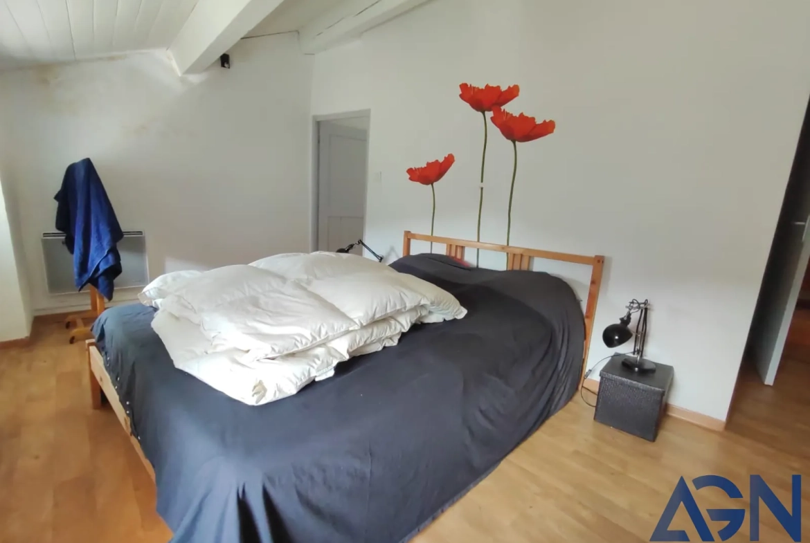 Maison à vendre de 6 pièces et 180 m² à Roquebrun, proche des Gorges d'Héric 