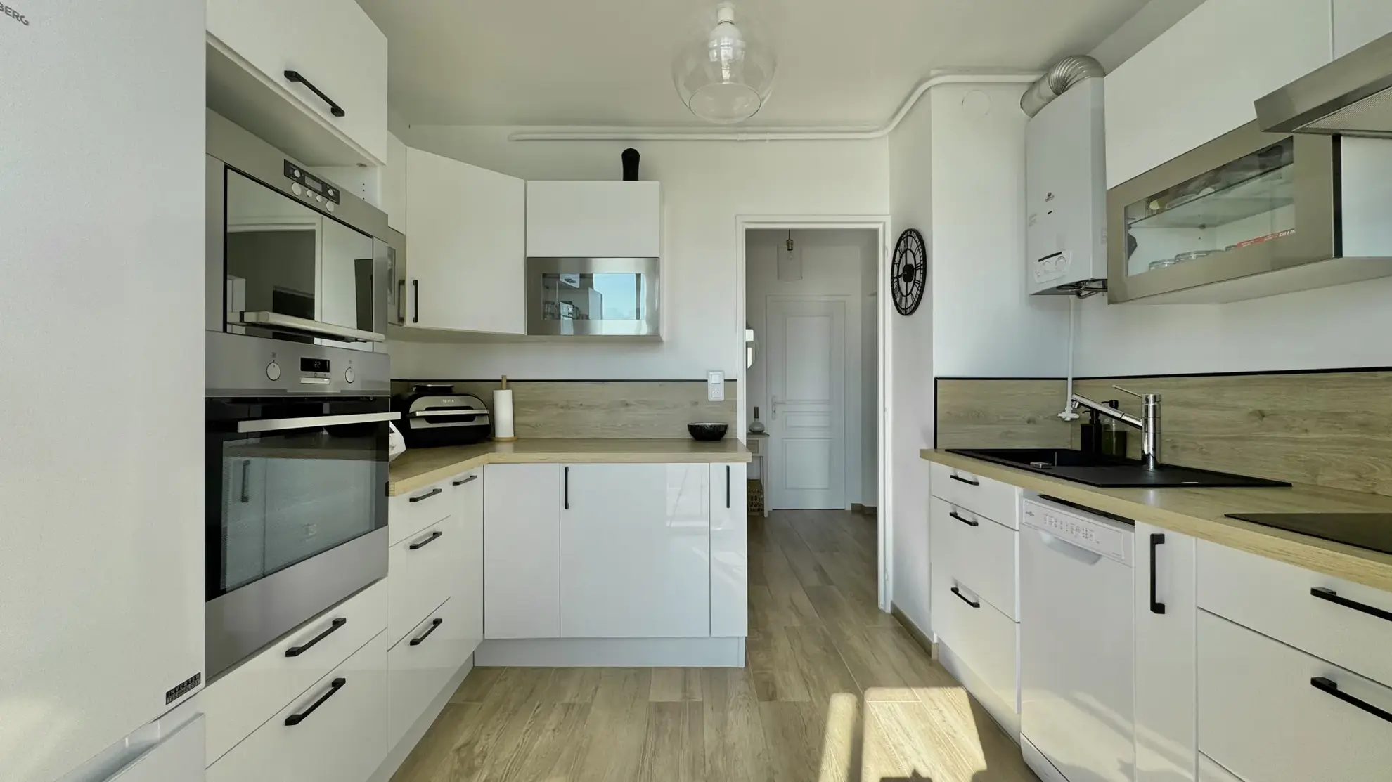 Appartement 4 pièces rénové avec balcon, cave et parking à La Valette du Var 