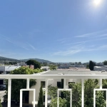 Appartement 4 pièces rénové avec balcon, cave et parking à La Valette du Var