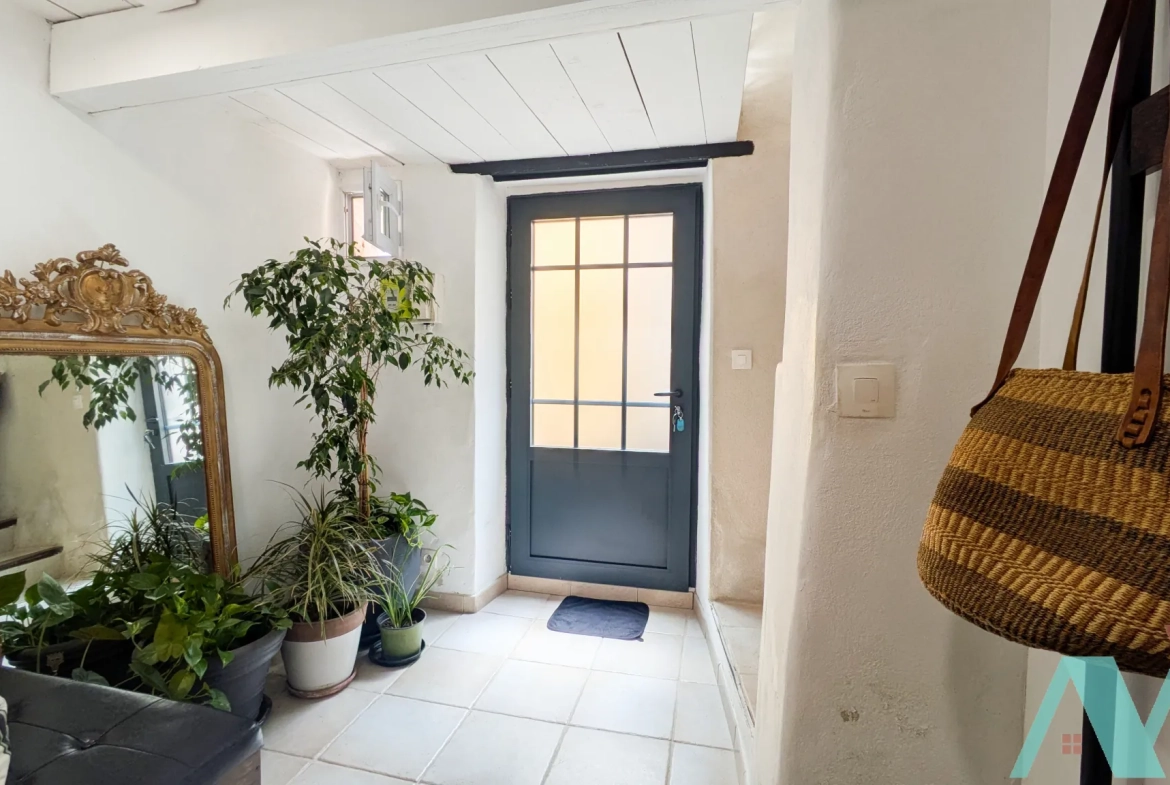 Charmante maison de ville 4 pièces avec garage au Beausset 