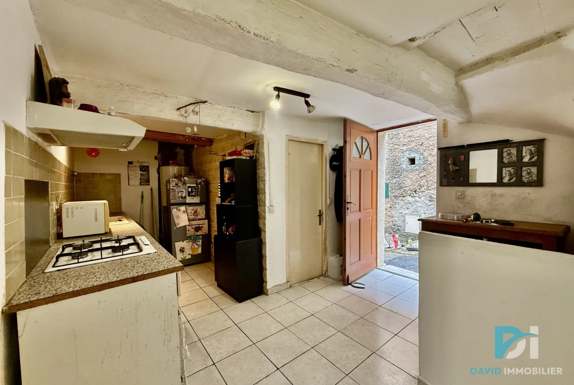 Maison de village à Saint-Thibéry de 54 m², 2 chambres, idéal pour premier achat ou investissement 