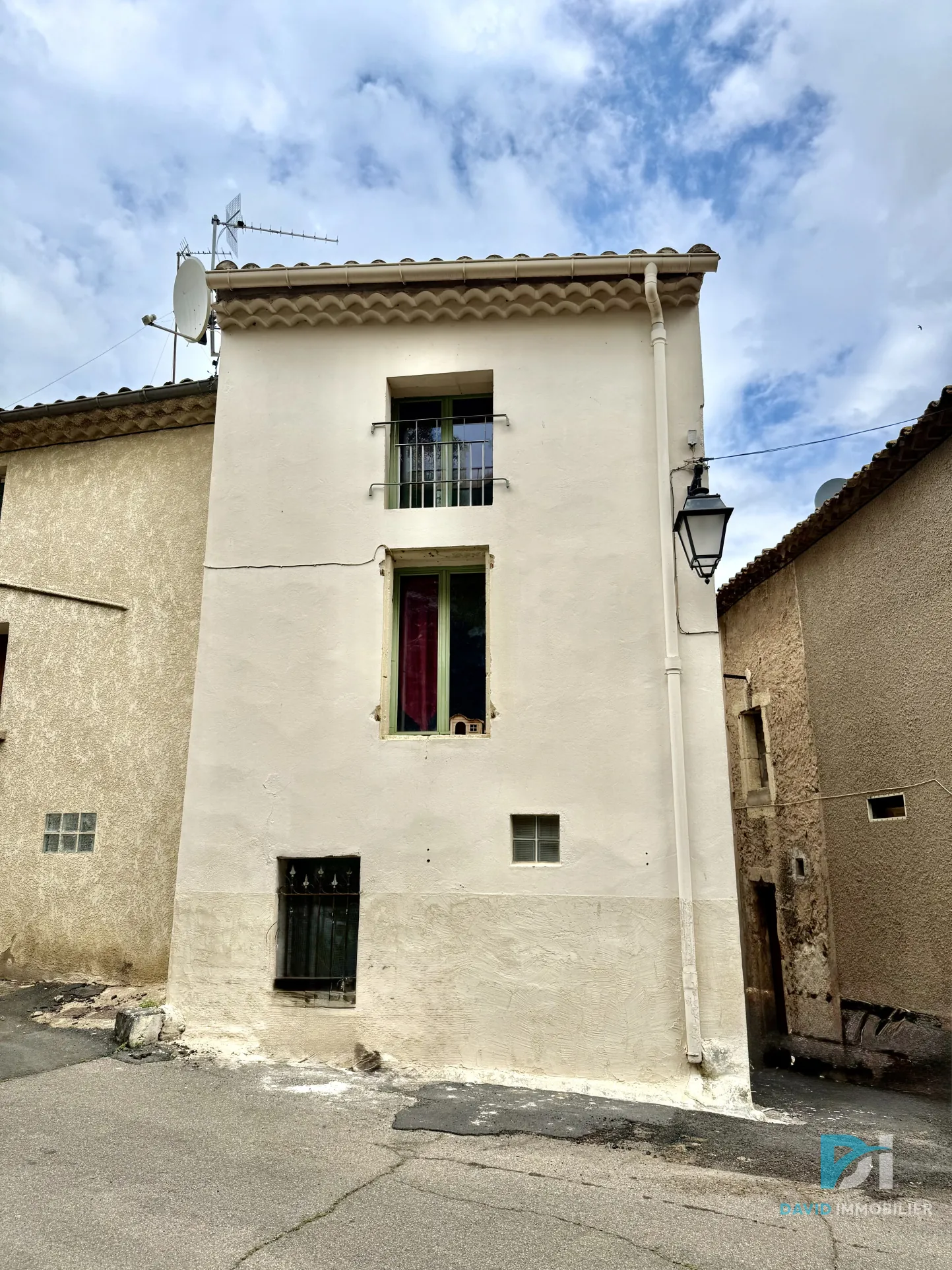 Maison de village à Saint-Thibéry de 54 m², 2 chambres, idéal pour premier achat ou investissement 