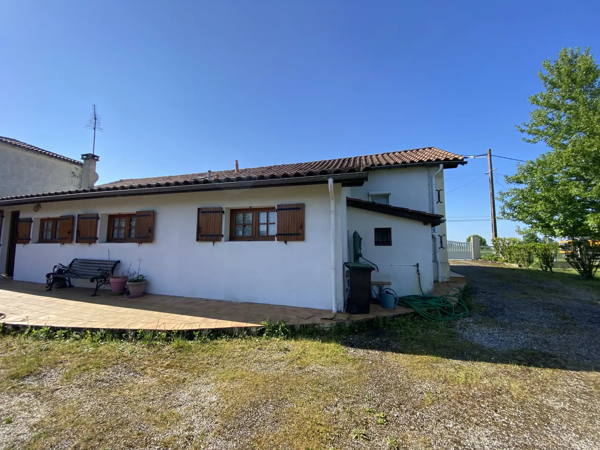 Belle maison de plain-pied de 126 m² avec jardin entre Auros et Bazas 