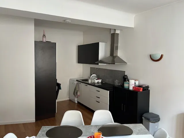 Immeuble de rapport à Vic en Bigorre avec local commercial et appartements 