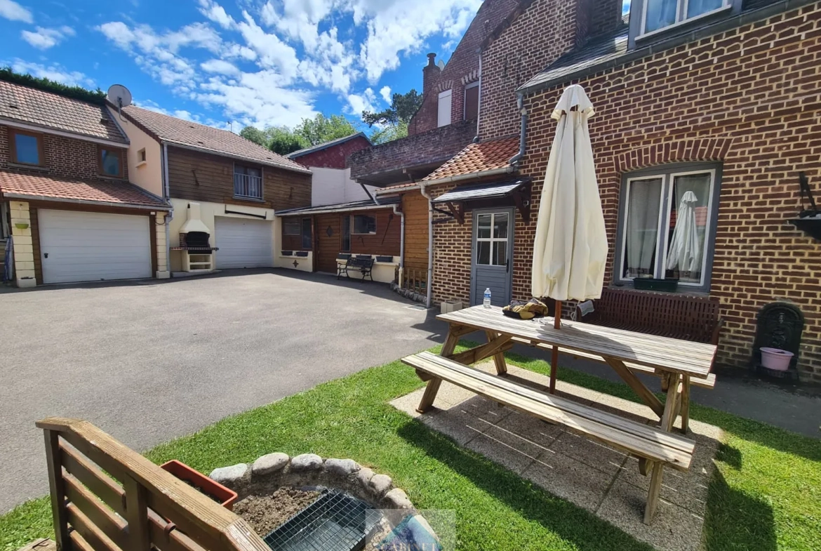 Vente d'un ensemble immobilier avec maison et deux gîtes à Ault 