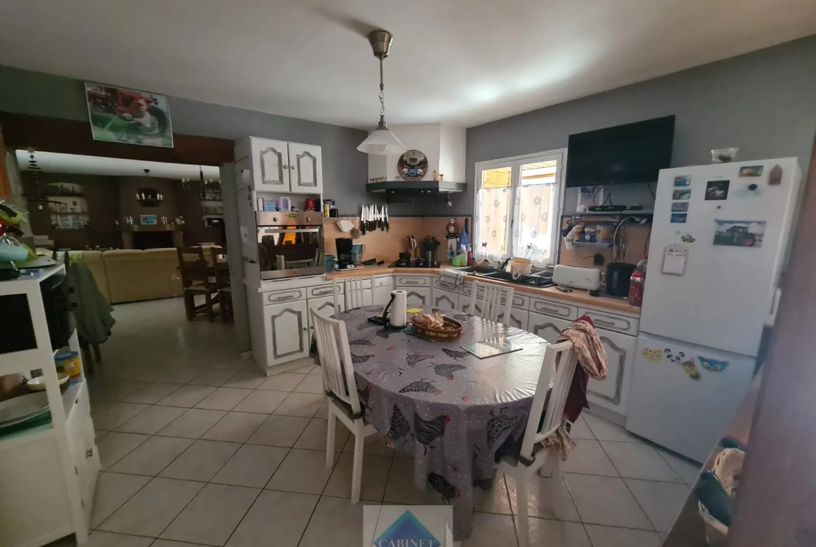 Vente d'un ensemble immobilier avec maison et deux gîtes à Ault 