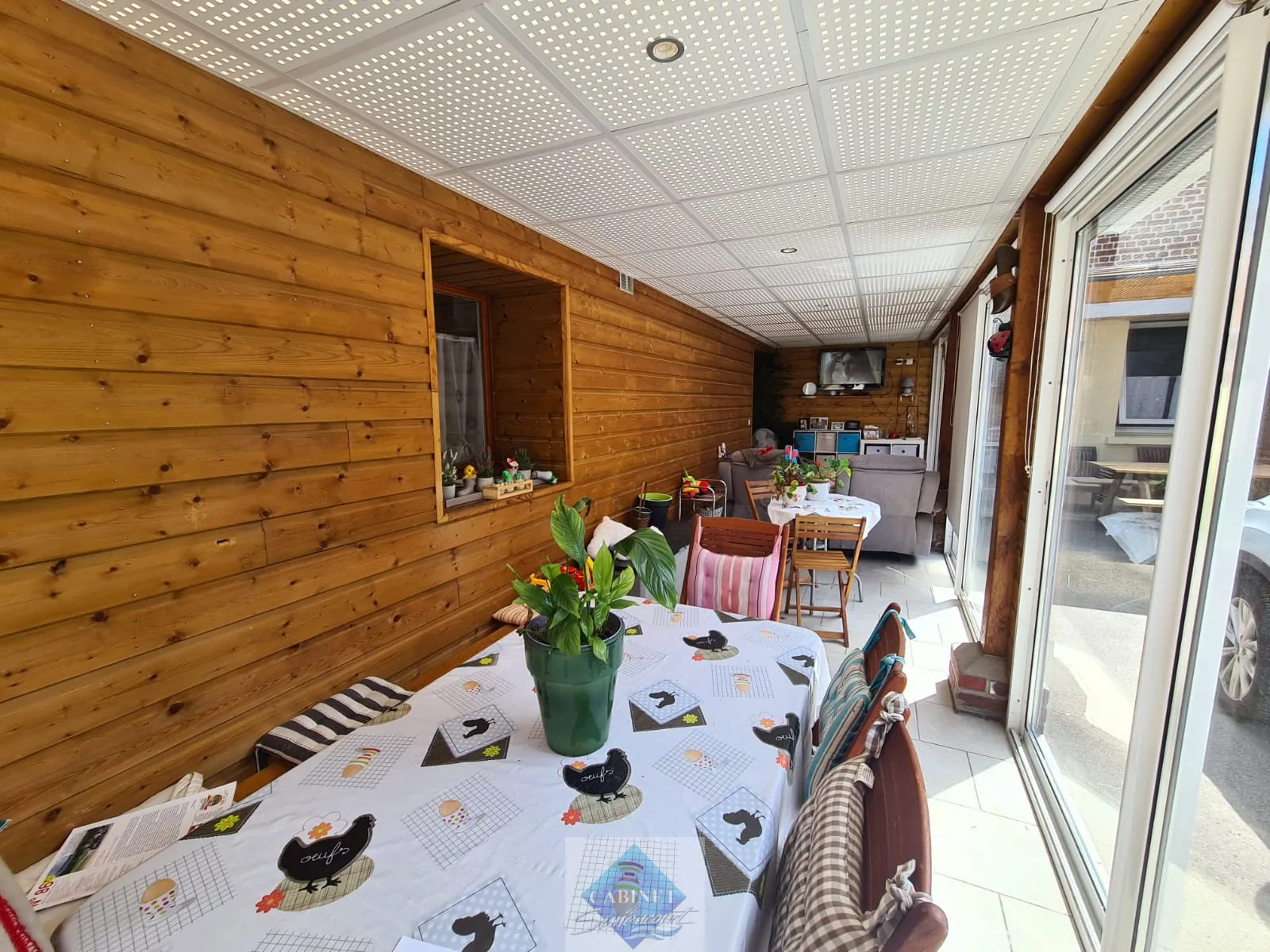 Vente d'un ensemble immobilier avec maison et deux gîtes à Ault 